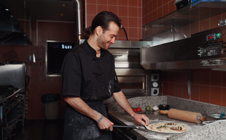 How to Hire the Right Staff for Your Hotel or Restaurant
